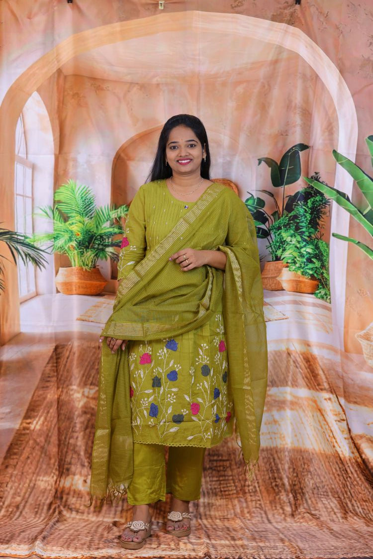 Banaras Mulchanderi3 piece dress