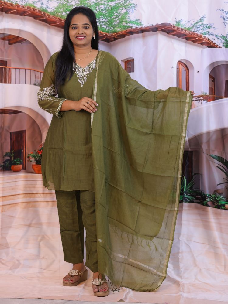 Banaras Mulchanderi 3 piece dress